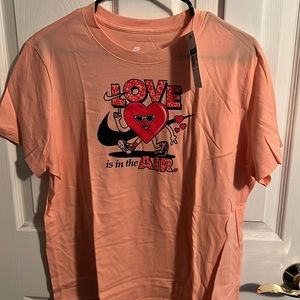 Pink Nike boxy tshirt -XL